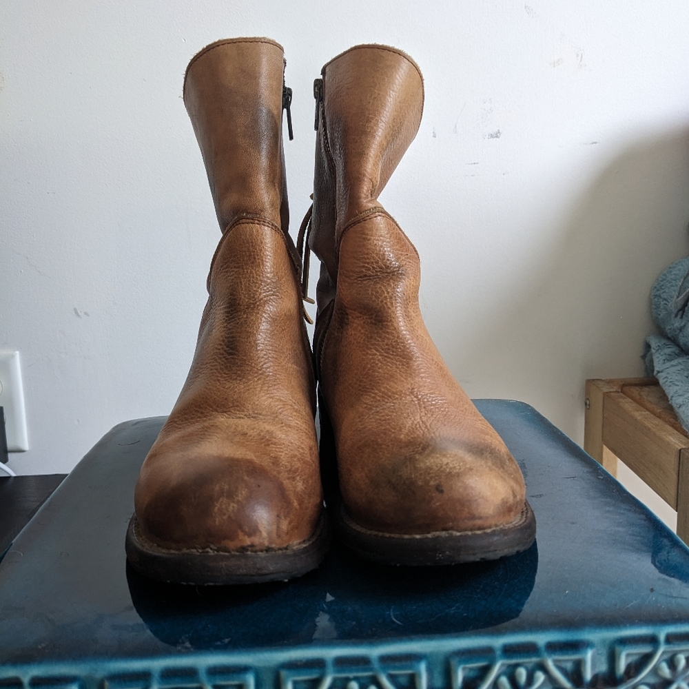Bed Stu Boots Size 7 - Brown